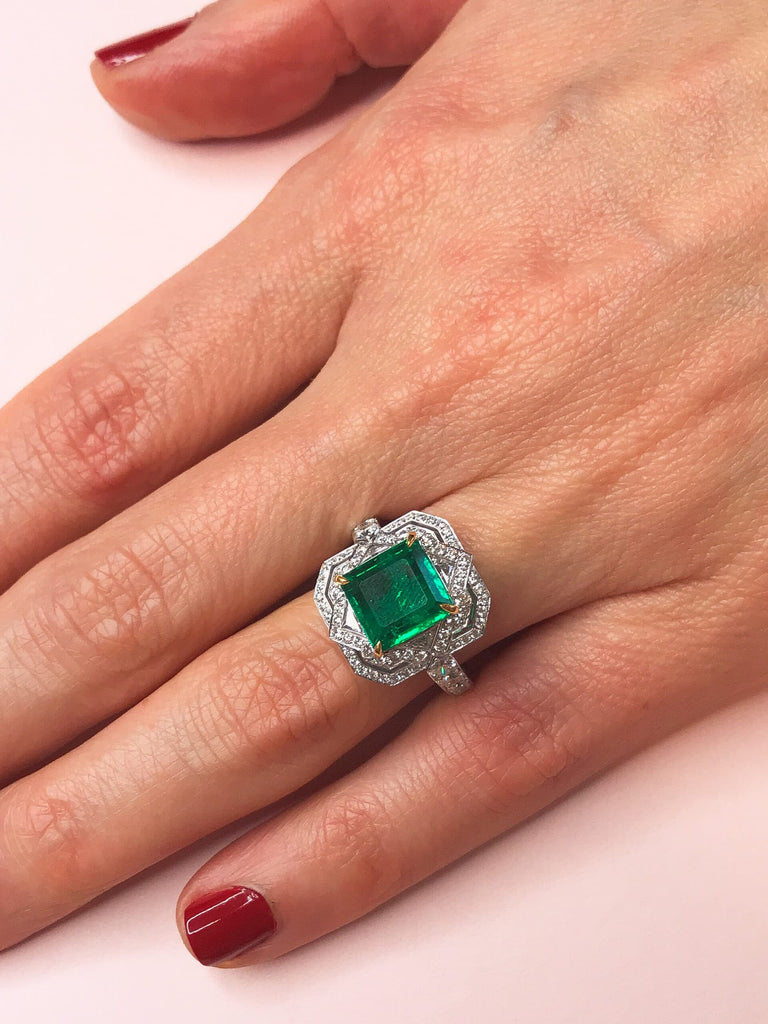 Cocktail Ring: Large Emerald Art Deco Ring in Platinum